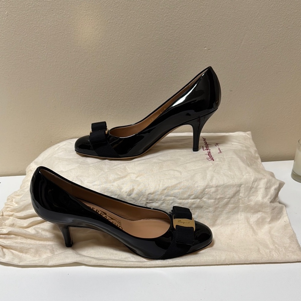 Salvatore Ferragamo Black Patent Leather Bow Pumps